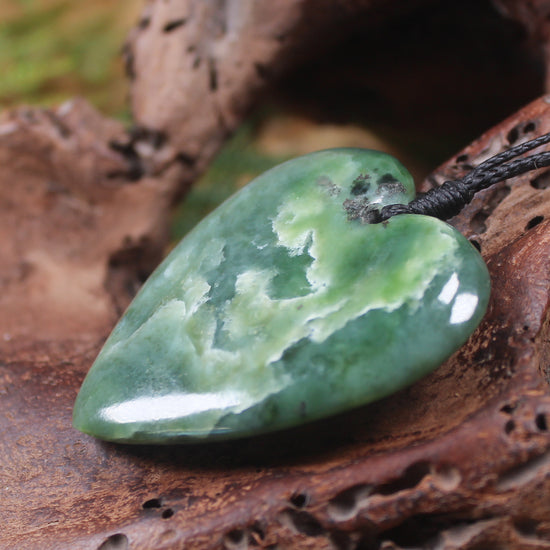 Heart carved from Inanga Pounamu - NZ Greenstone