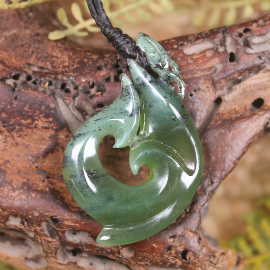 Tangiwai Pounamu Manaia pendant - NZ Greenstone