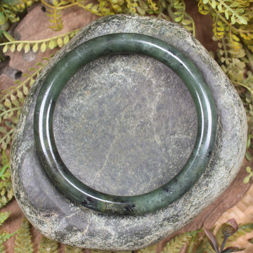 Rimu Pounamu Bangle