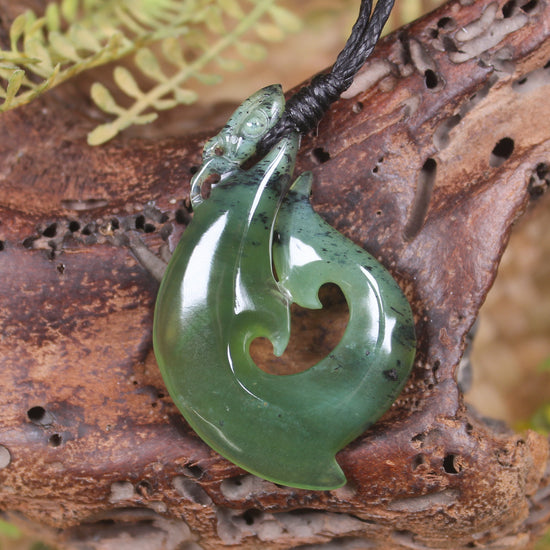 Tangiwai Pounamu Manaia pendant - NZ Greenstone