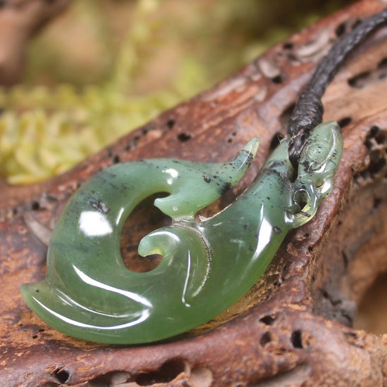 Tangiwai Pounamu Manaia pendant - NZ Greenstone