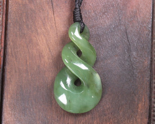 Twist or Pikorua carved from Hapopo Pounamu - NZ Greenstone