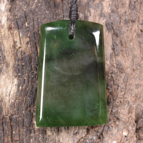 Hapopo Pounamu Toki - NZ Greenstone