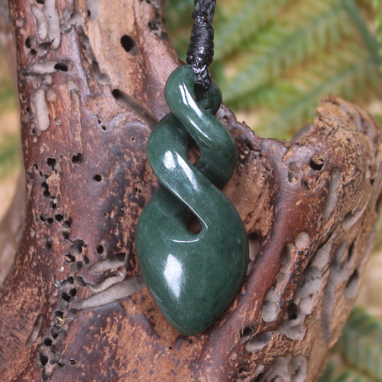 Twist carved from Kawakawa Pounamu - NZ Greenstone