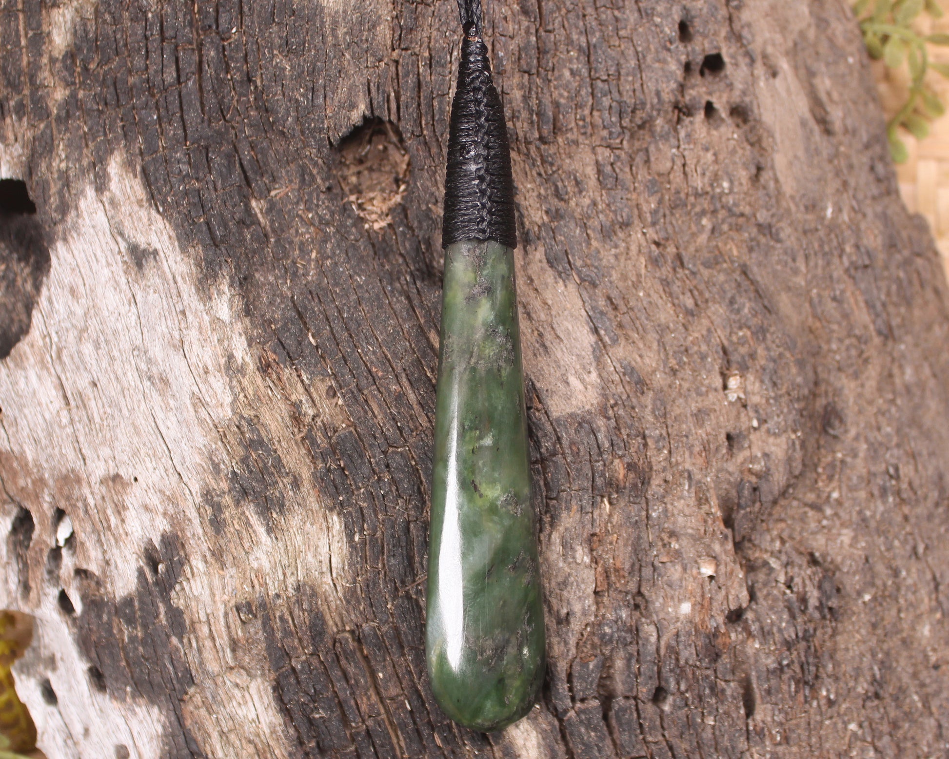 Rimu Pounamu Roimata Pendant - NZ Greenstone