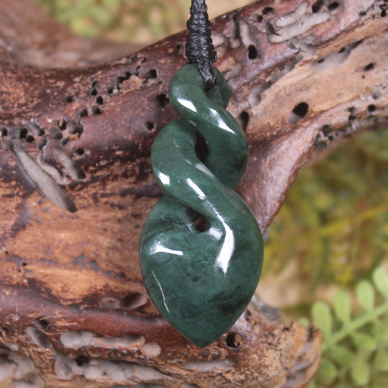 Twist carved from Kawakawa Pounamu - NZ Greenstone