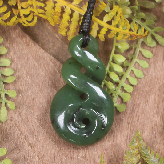 Twist carved from Hapopo Pounamu - NZ Greenstone