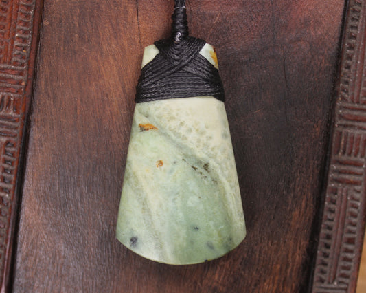 Toki or Adze Pendant carved from Flower Jade Pounamu - NZ Greenstone