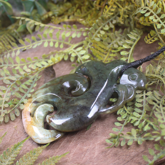 Manaia pendant carved from Rimu Pounamu - NZ Greenstone