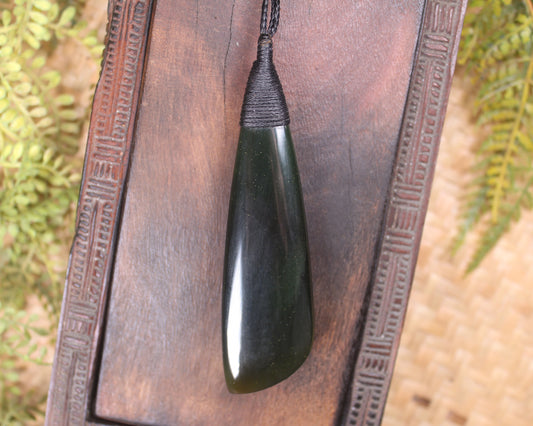 Toki or Adze Pendant carved from Tangiwai Pounamu - NZ Greenstone