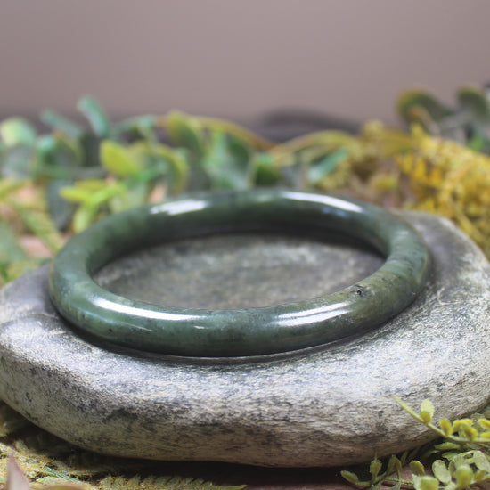 Rimu Pounamu Bangle