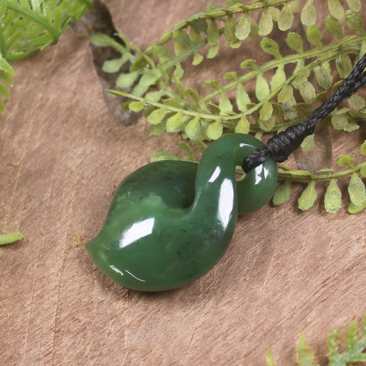 Twist or Pikorua carved from Hapopo Pounamu - NZ Greenstone