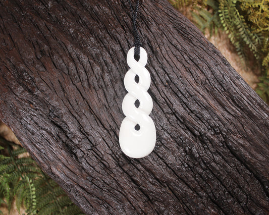Pikorua or Twist carved from NZ Beef Bone