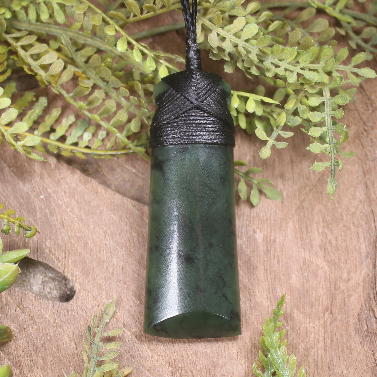 Rimu Pounamu Toki - NZ Greenstone