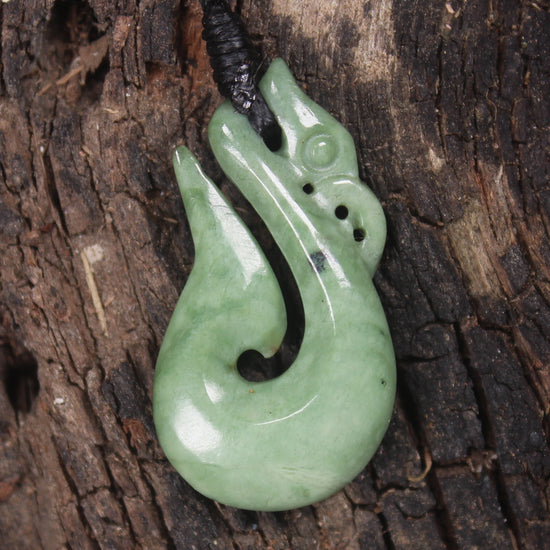 Kawakawa Pounamu Manaia pendant - NZ Greenstone