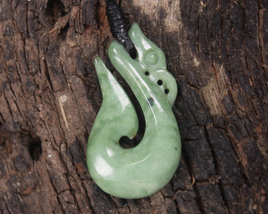 Kawakawa Pounamu Manaia pendant - NZ Greenstone
