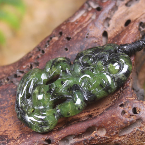 Douglas Creek Pounamu Hei Tiki - NZ Greenstone