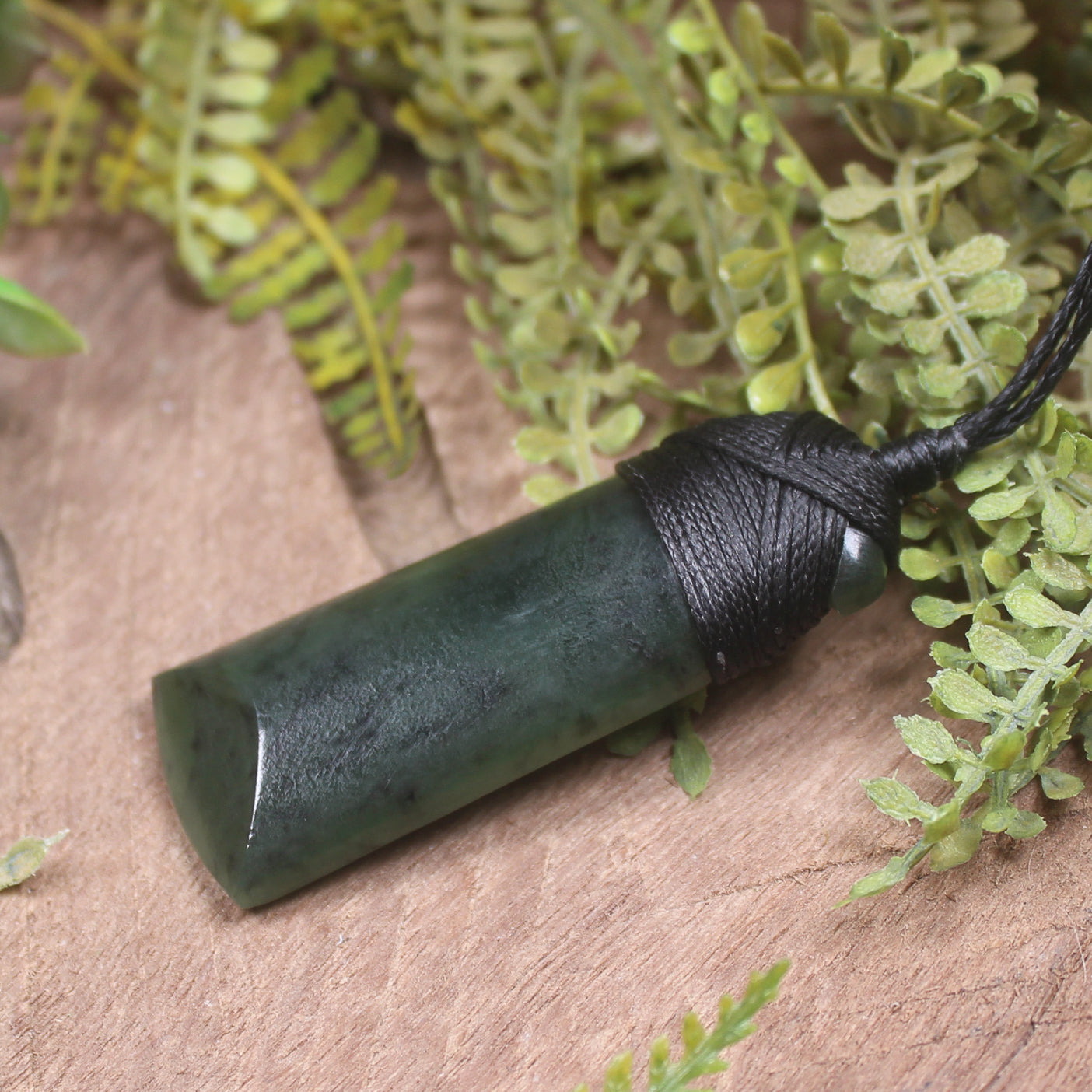 Rimu Pounamu Toki - NZ Greenstone
