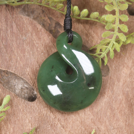 NZ Greenstone Small Twist Pendant (BT085) Hapopo Pounamu