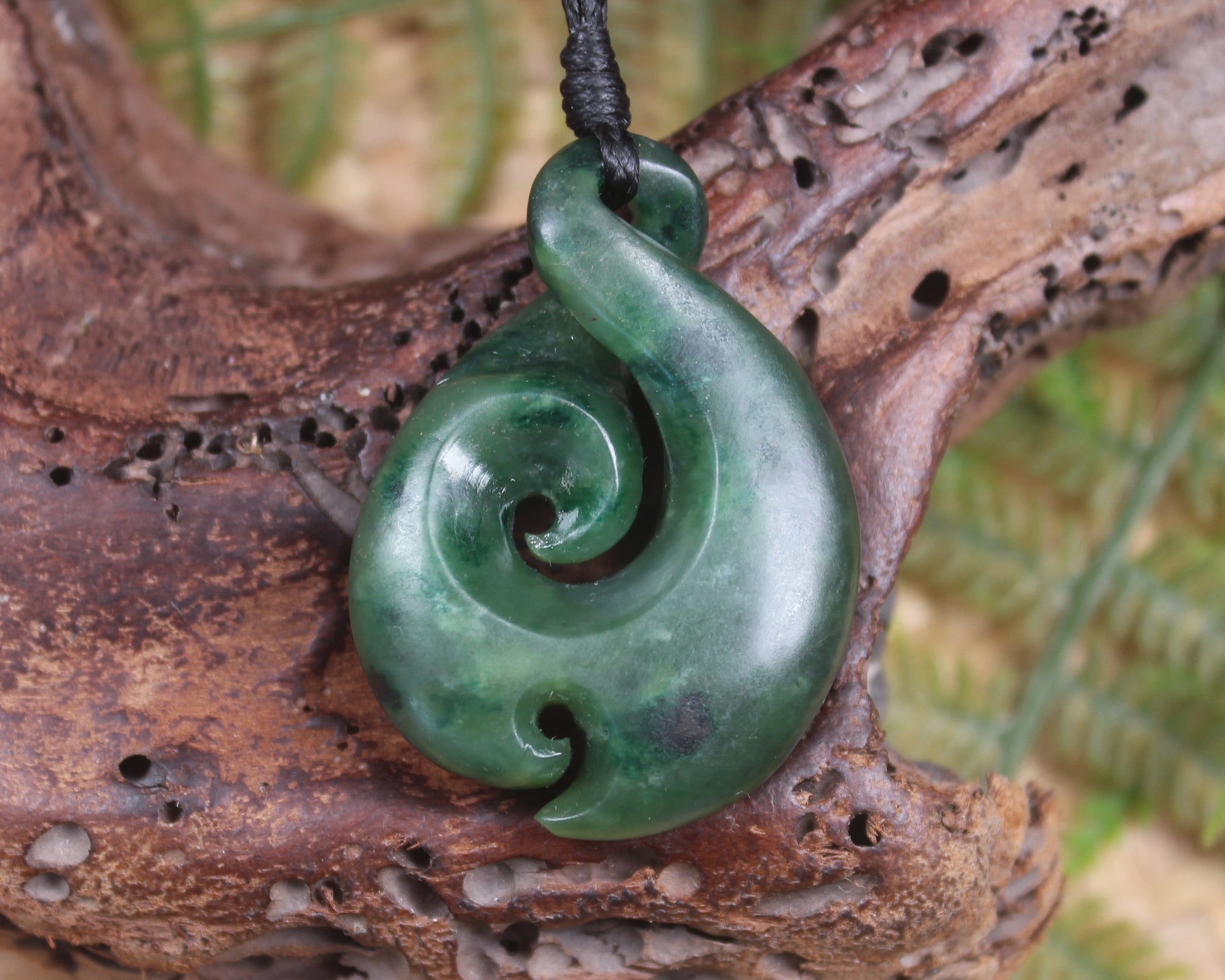 Koru Twist carved from Kawakawa Pounamu - NZ Greenstone