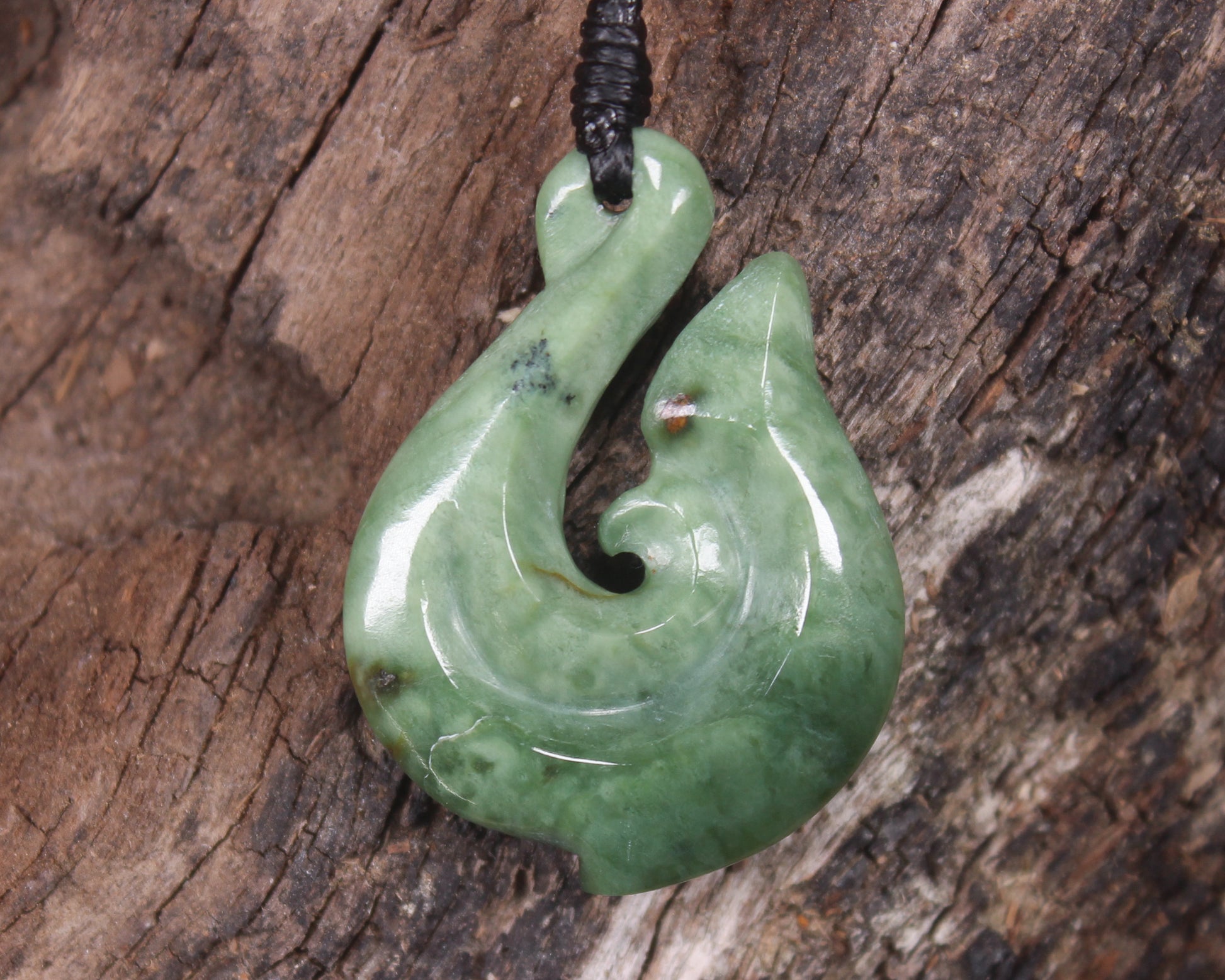 Hei Matau or Fish Hook carved from Kawakawa Pounamu - NZ Greenstone