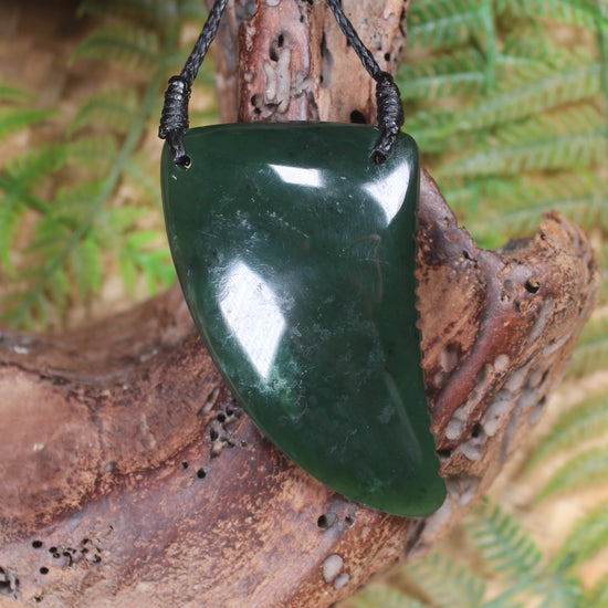 Taniwha Tooth or Niho carved from Kawakawa Pounamu - NZ Greenstone
