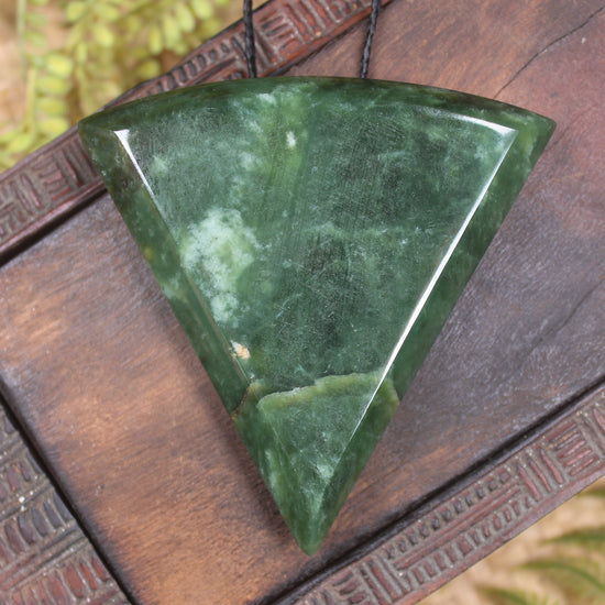 Breastplate or Shield carved from Kawakawa Pounamu - NZ Greenstone