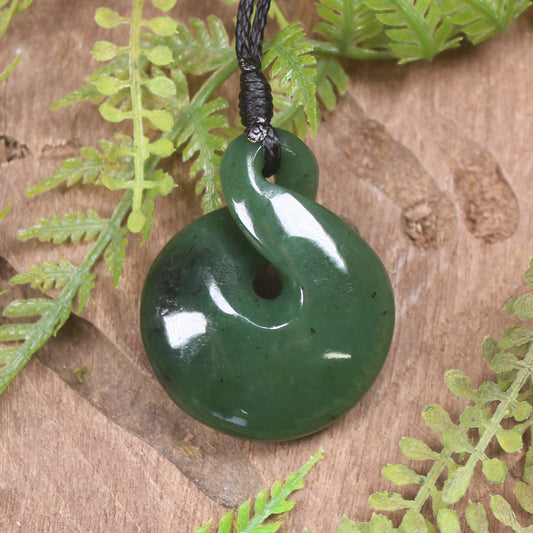 NZ Greenstone Small Twist Pendant (BW649) Hapopo Pounamu