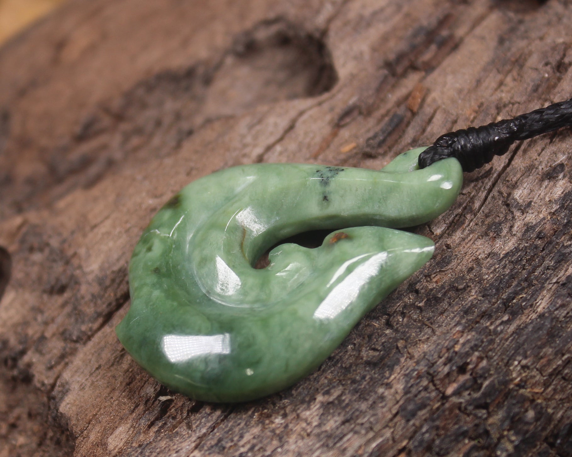 Hei Matau or Fish Hook carved from Kawakawa Pounamu - NZ Greenstone