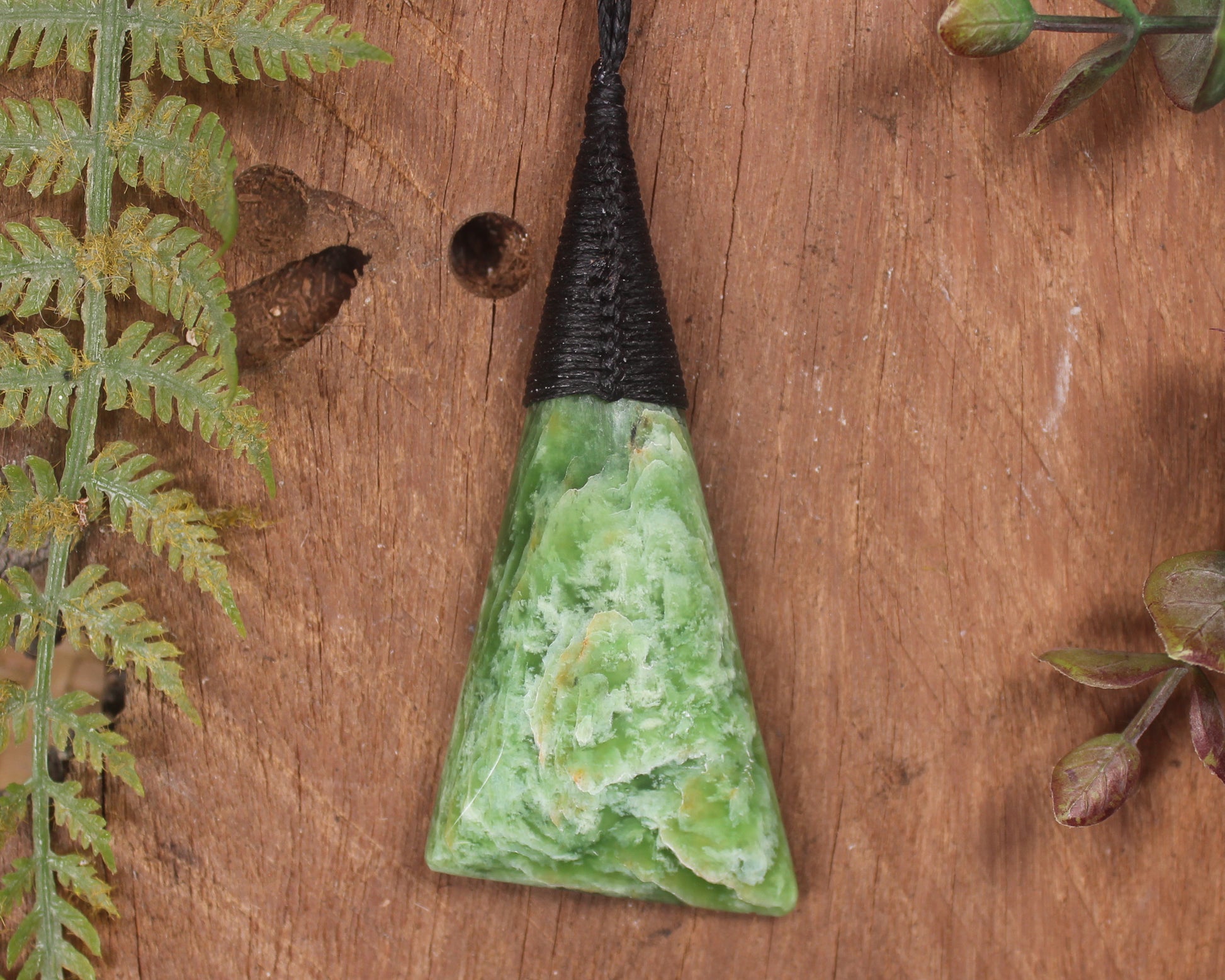 Flower Jade Pounamu Toki