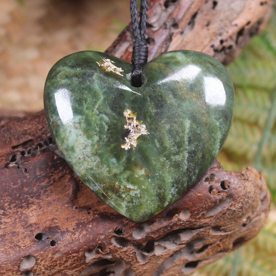 Heart carved from Hapopo Pounamu - NZ Greenstone