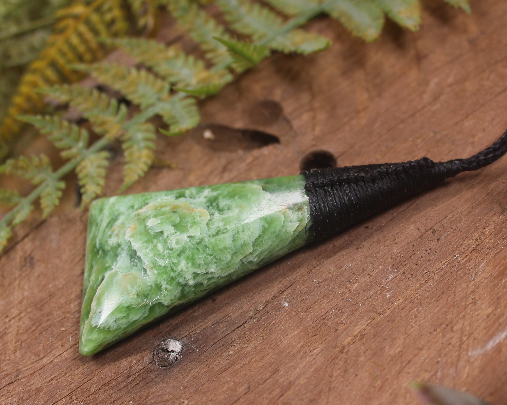 Flower Jade Pounamu Toki