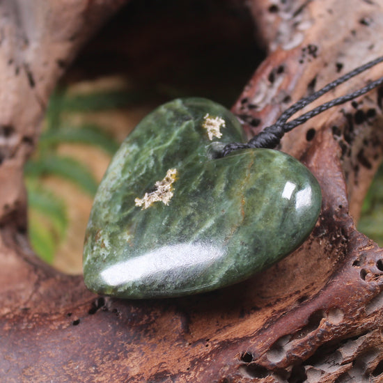 Heart carved from Hapopo Pounamu - NZ Greenstone