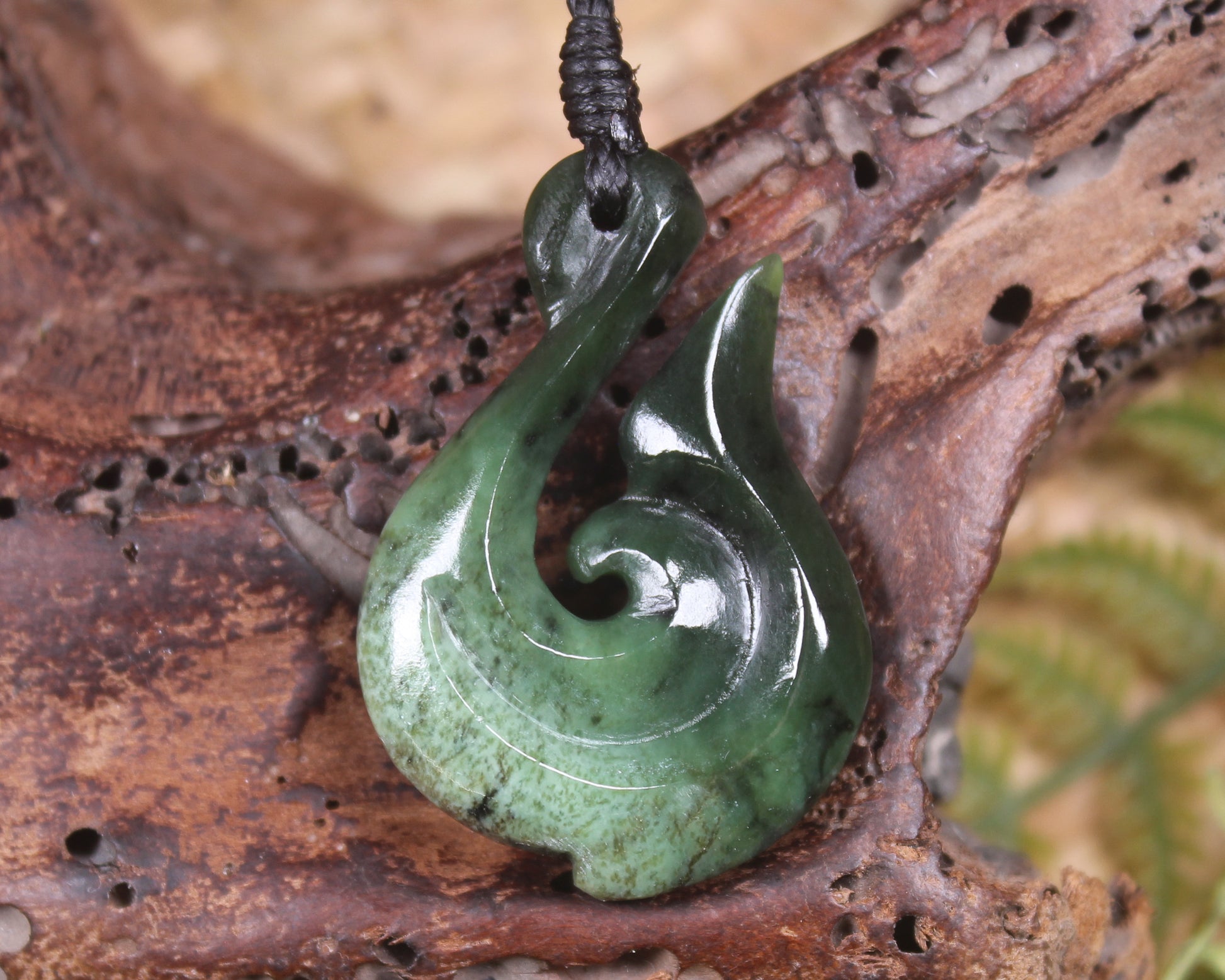 Hei Matau or Fish Hook carved from Kawakawa Pounamu - NZ Greenstone