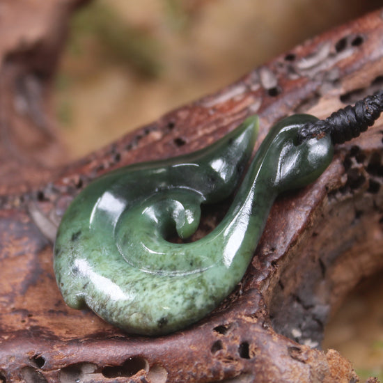 Hei Matau or Fish Hook carved from Kawakawa Pounamu - NZ Greenstone