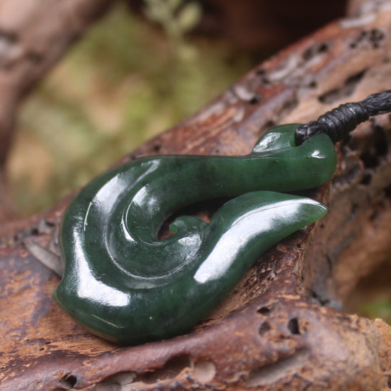 Hei Matau or Fish Hook carved from Kawakawa Pounamu - NZ Greenstone