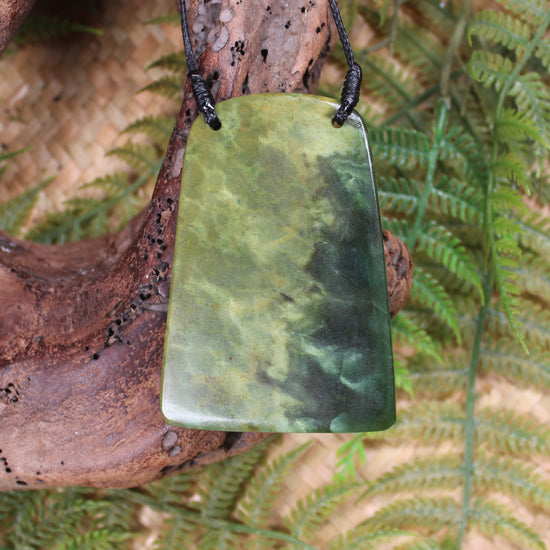 Toki or Adze Pendant carved from Flower Jade Pounamu - NZ Greenstone
