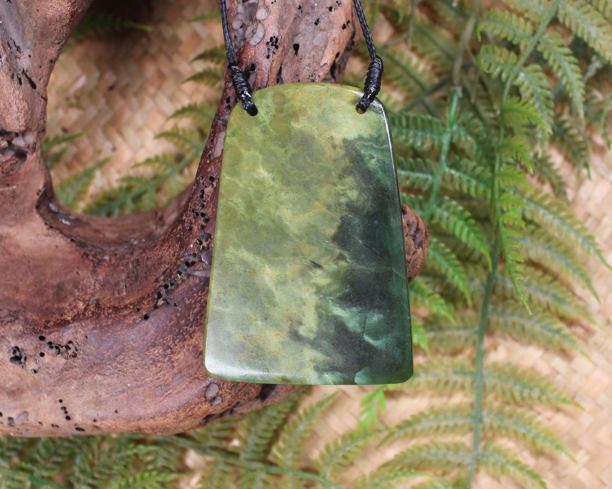 Toki or Adze Pendant carved from Flower Jade Pounamu - NZ Greenstone
