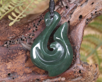 Hei Matau or Fish Hook carved from Kawakawa Pounamu - NZ Greenstone