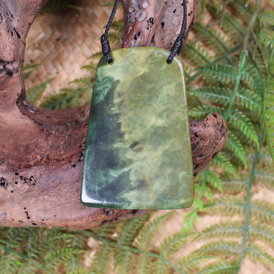 Toki or Adze Pendant carved from Flower Jade Pounamu - NZ Greenstone