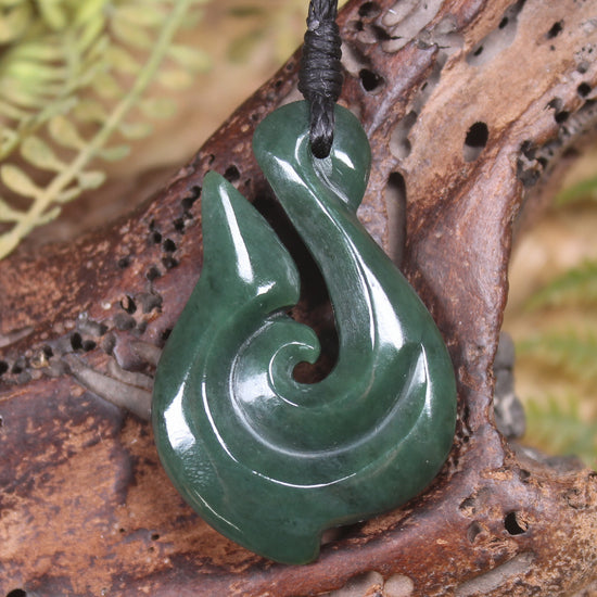 Hei Matau or Fish Hook carved from Kawakawa Pounamu - NZ Greenstone
