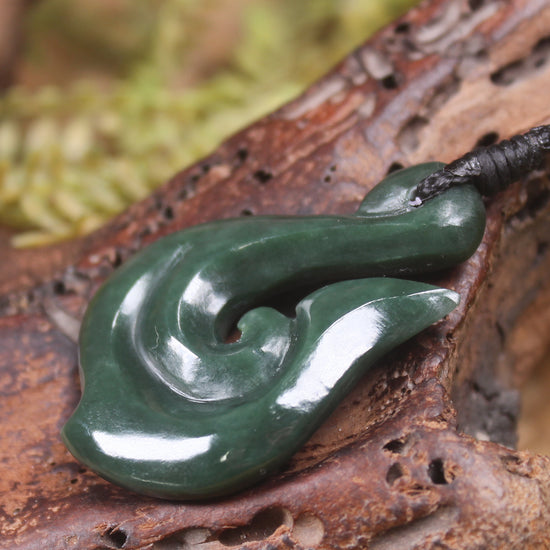 Hei Matau or Fish Hook carved from Kawakawa Pounamu - NZ Greenstone