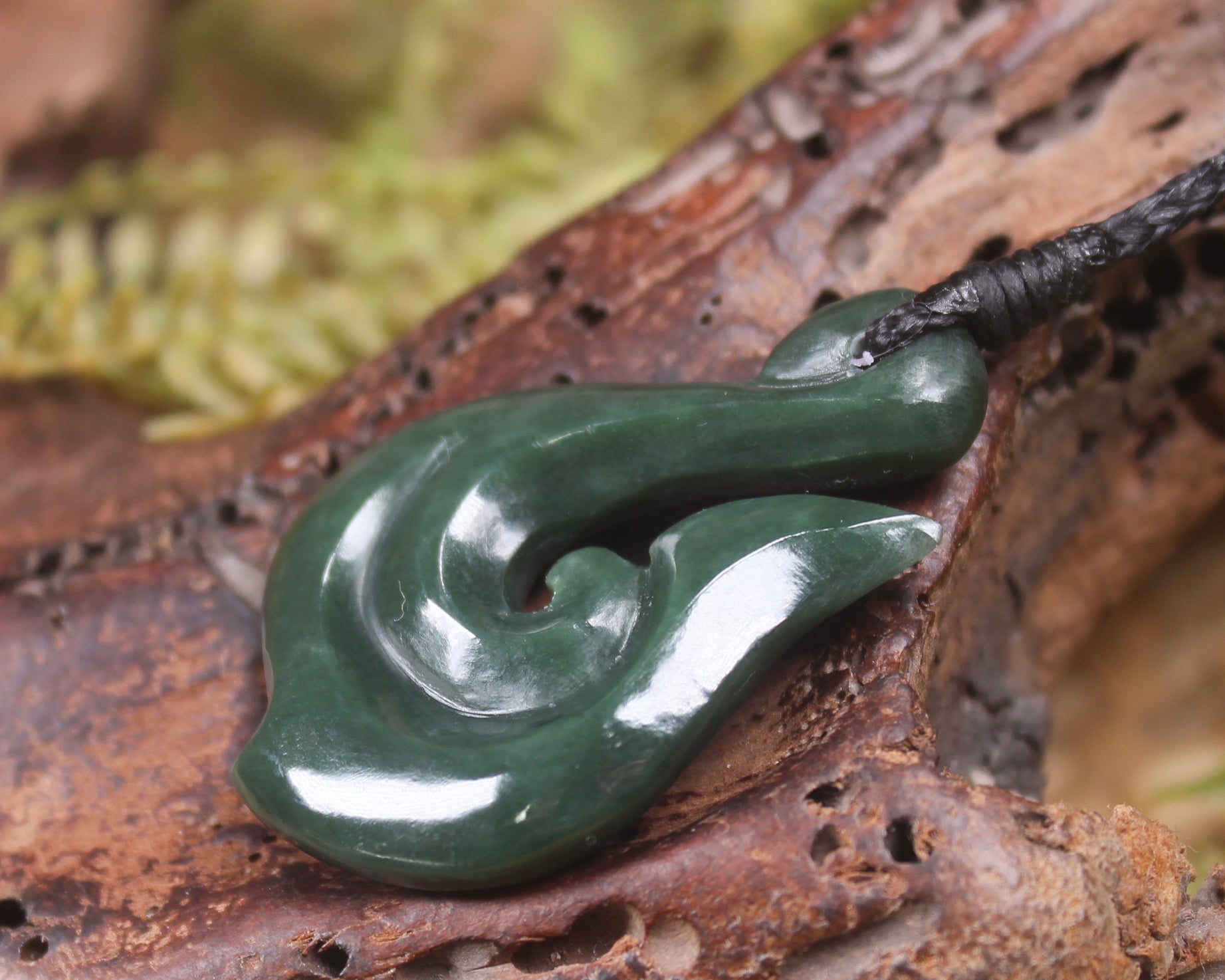 Hei Matau or Fish Hook carved from Kawakawa Pounamu - NZ Greenstone