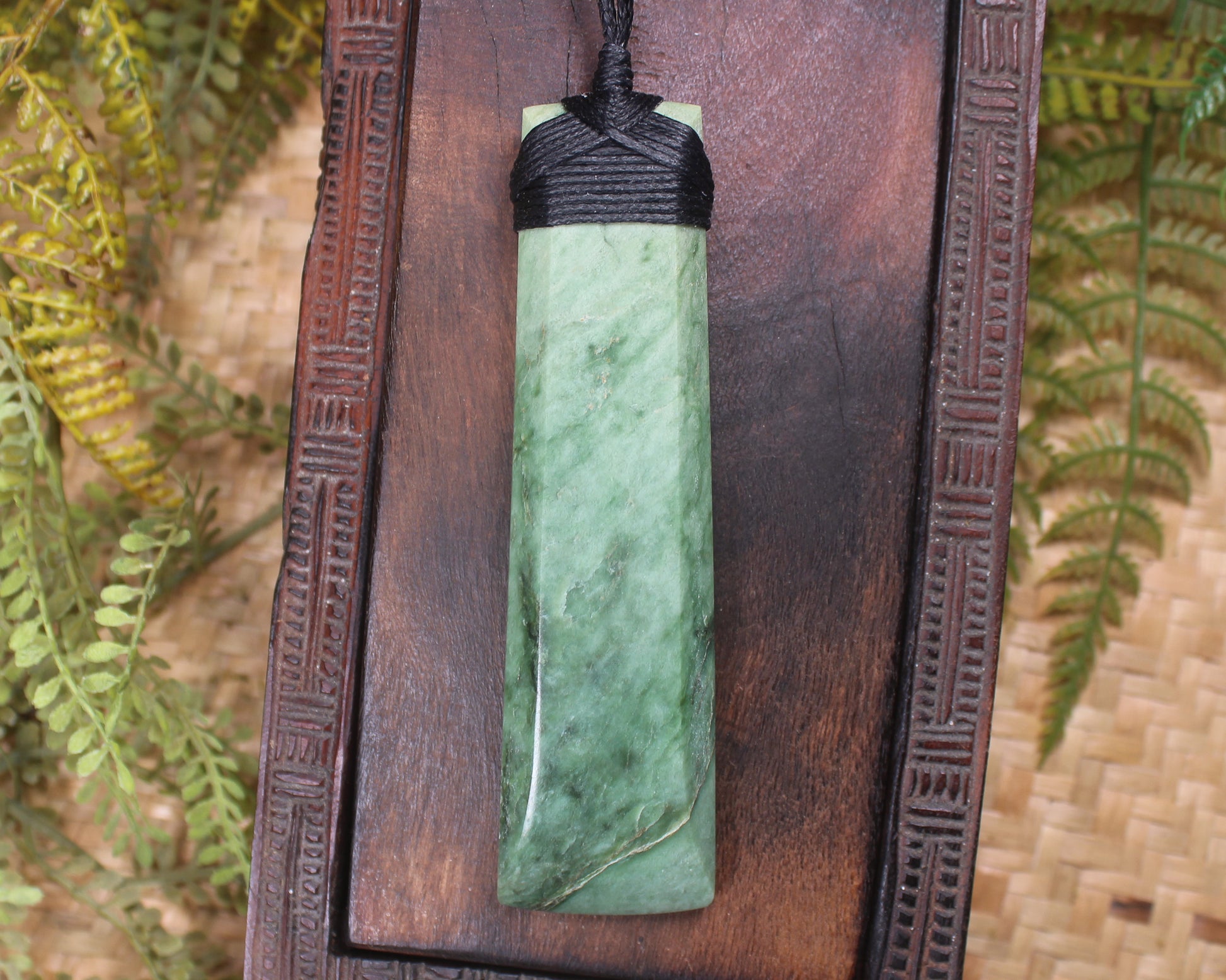 Kawakawa Pounamu Toki