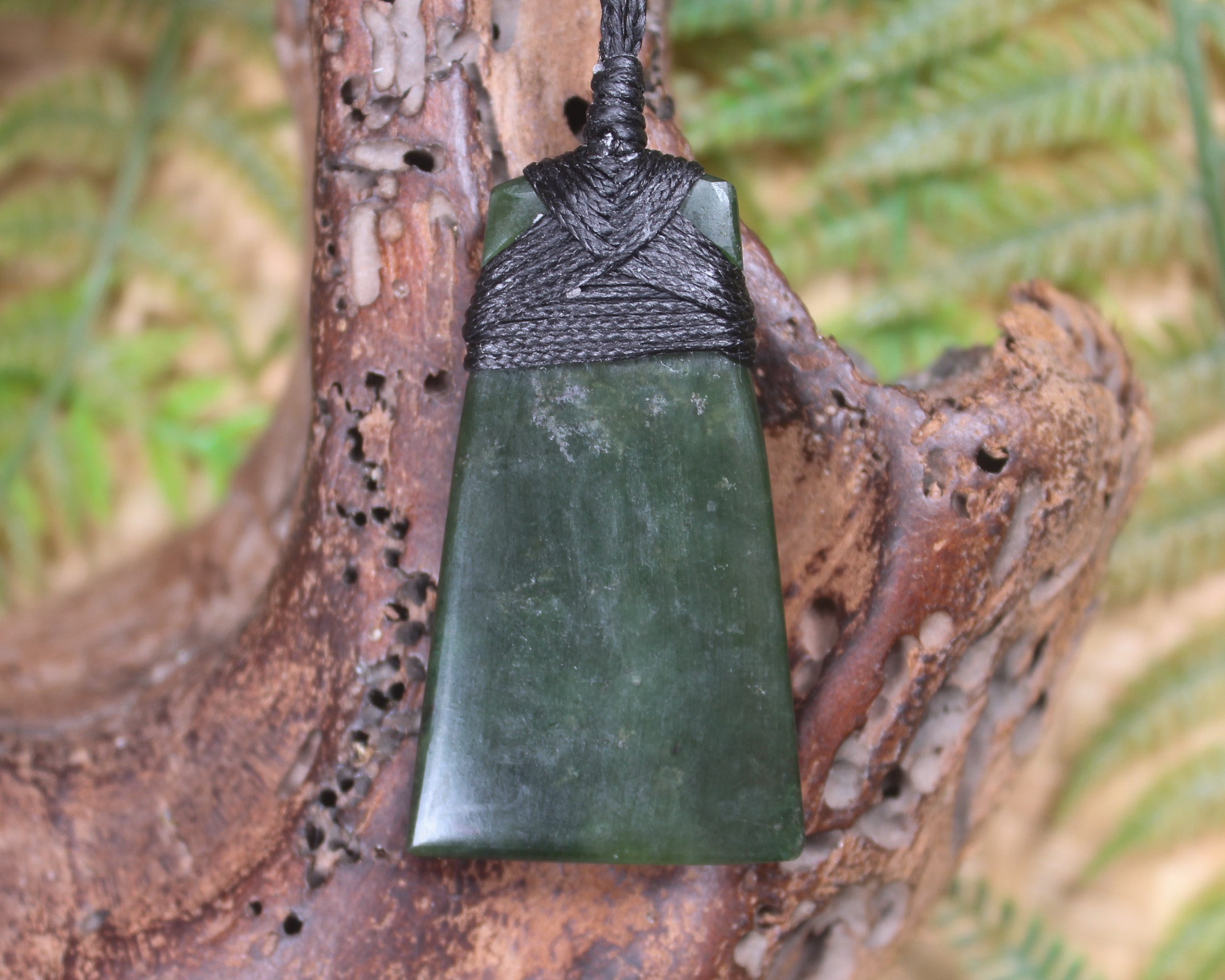 Kawakawa Pounamu Toki