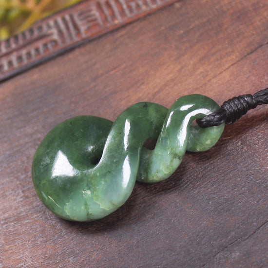 Twist carved from Kawakawa Pounamu - NZ Greenstone