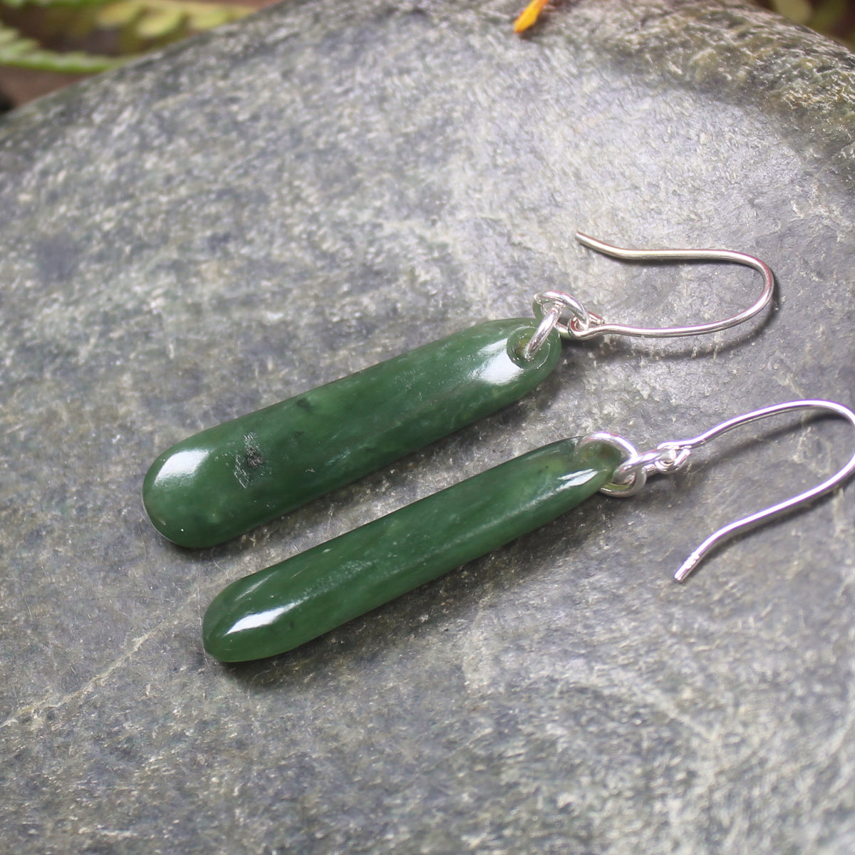 Roimata or Teardrop earrings carved from Kawakawa Pounamu - NZ Greenstone