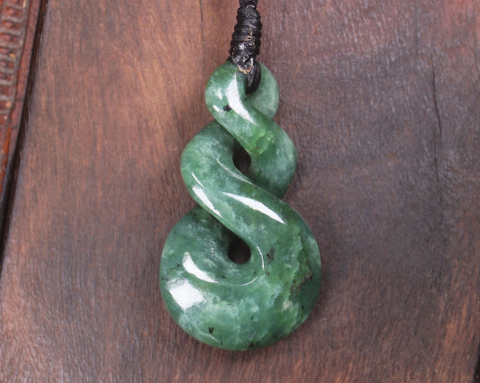 Twist carved from Kawakawa Pounamu - NZ Greenstone