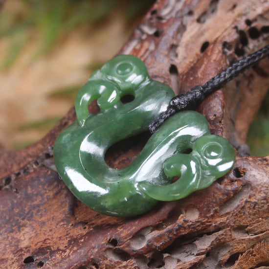Pekapeka Pendant carved from Hapopo Pounamu - NZ Greenstone