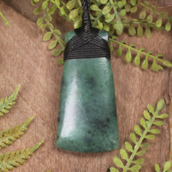 Inanga Pounamu Toki